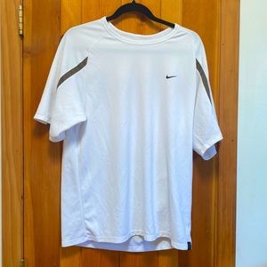 Nike Athletic Shirt, White/Taupe, Men’s Medium